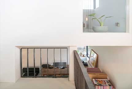 طراحی داخلی و نمای ساختمان مسکونی ۳ طبقه هلند